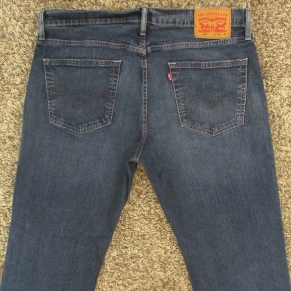 Levi's Jeans men's 39x32 Dark Wash 559 Relaxed Fit Straight Leg Denim - Picture 4 of 8